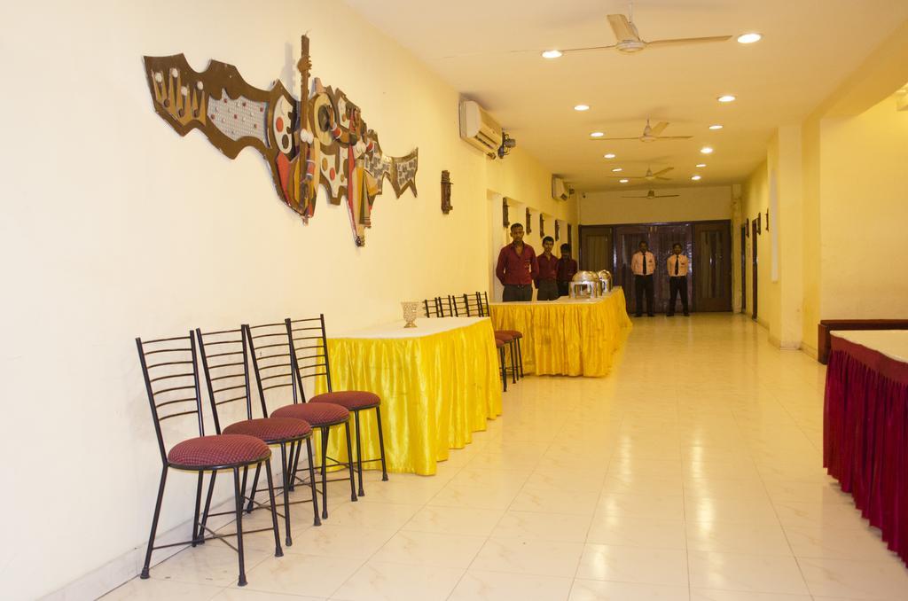 Hotel Central Lucknow