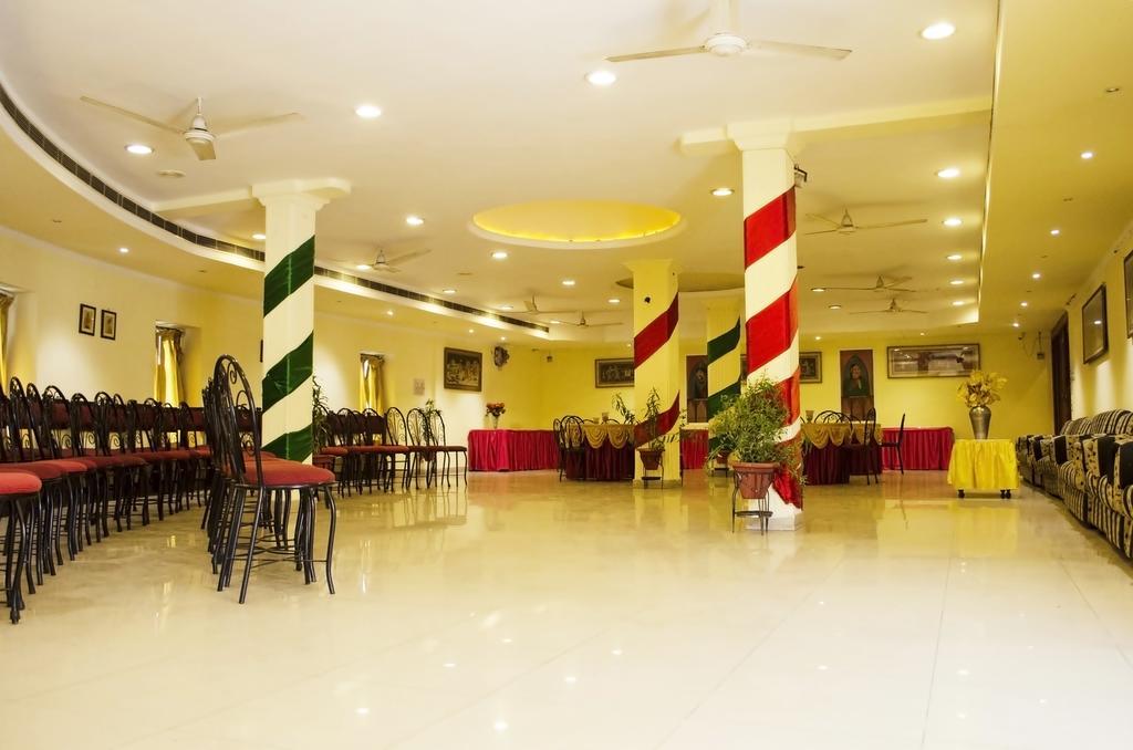 Central Hotel