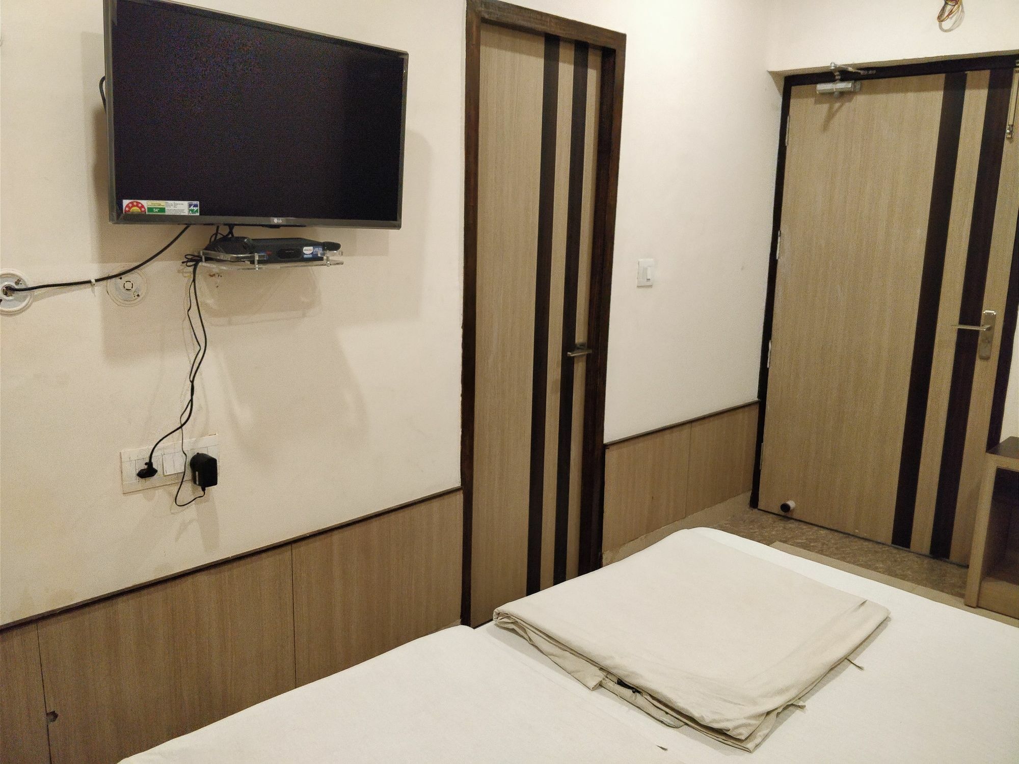 Central Hotel Lucknow