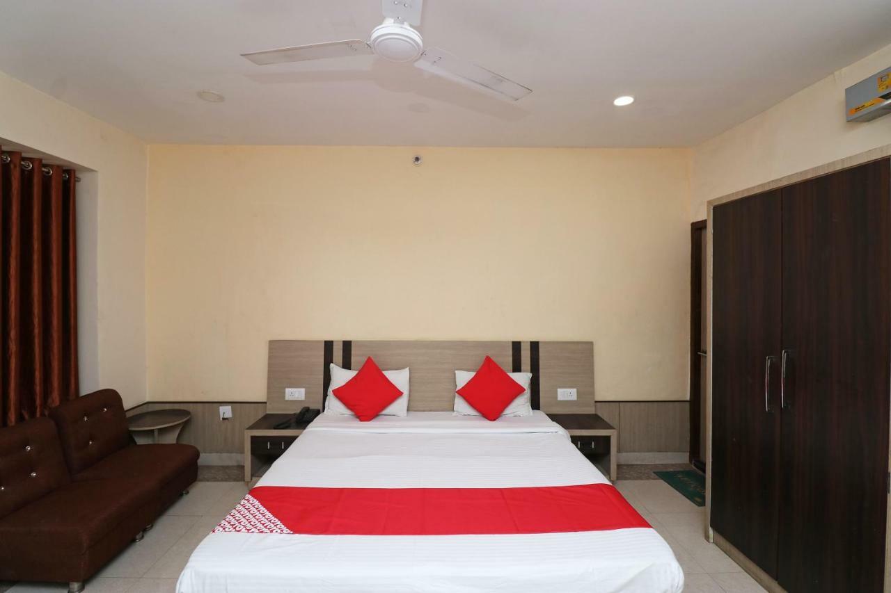 Central Hotel